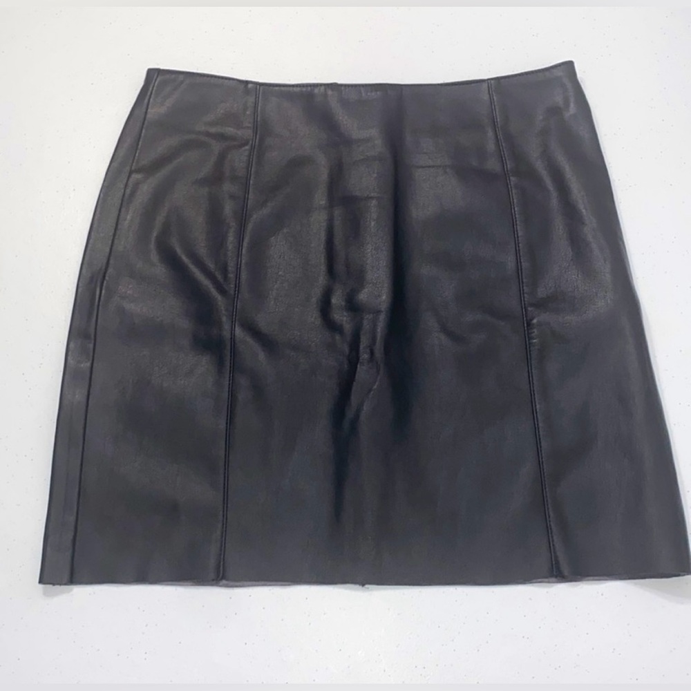 Mini black faux leather skirt
